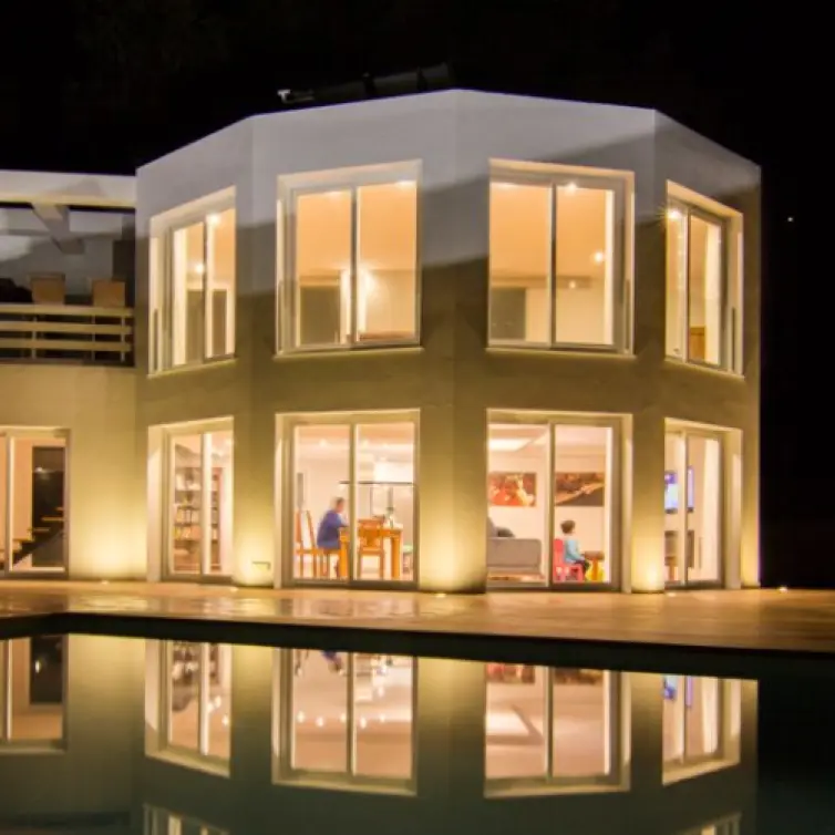 Sale of detached villa in La Mairena