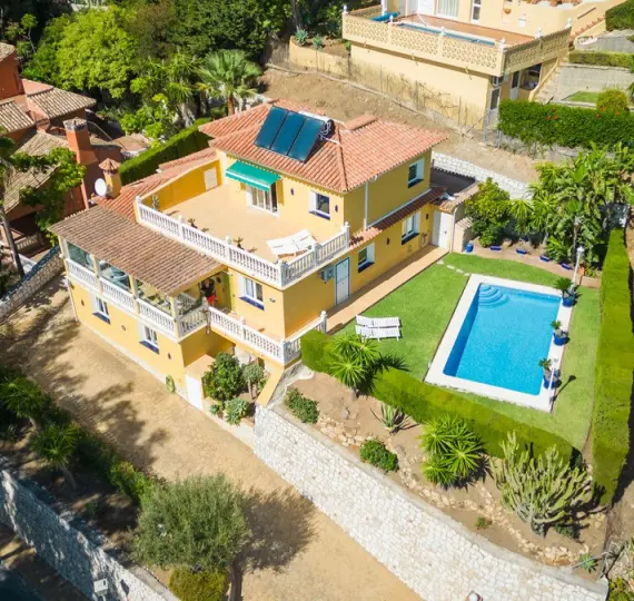 Sale of detached villa in Torrenueva