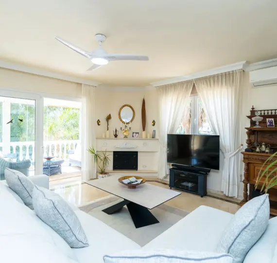 Sale of detached villa in Torrenueva