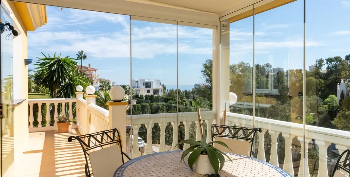 Sale of detached villa in Torrenueva 23