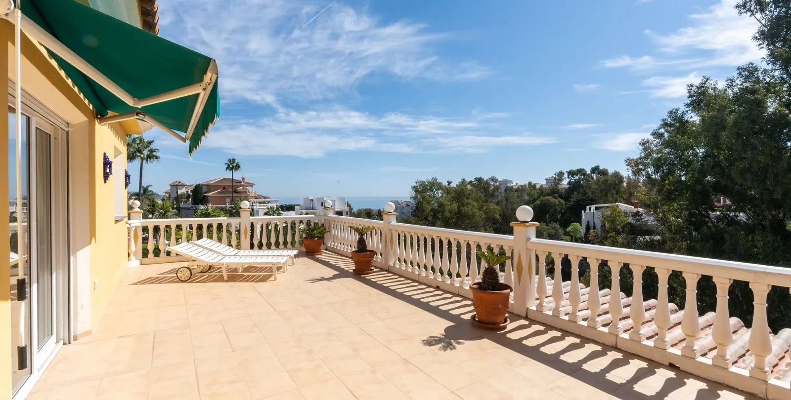 Sale of detached villa in Torrenueva 3