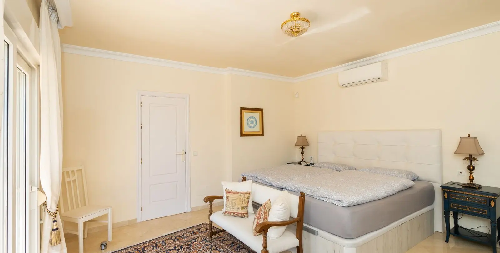 Sale of detached villa in Torrenueva 32