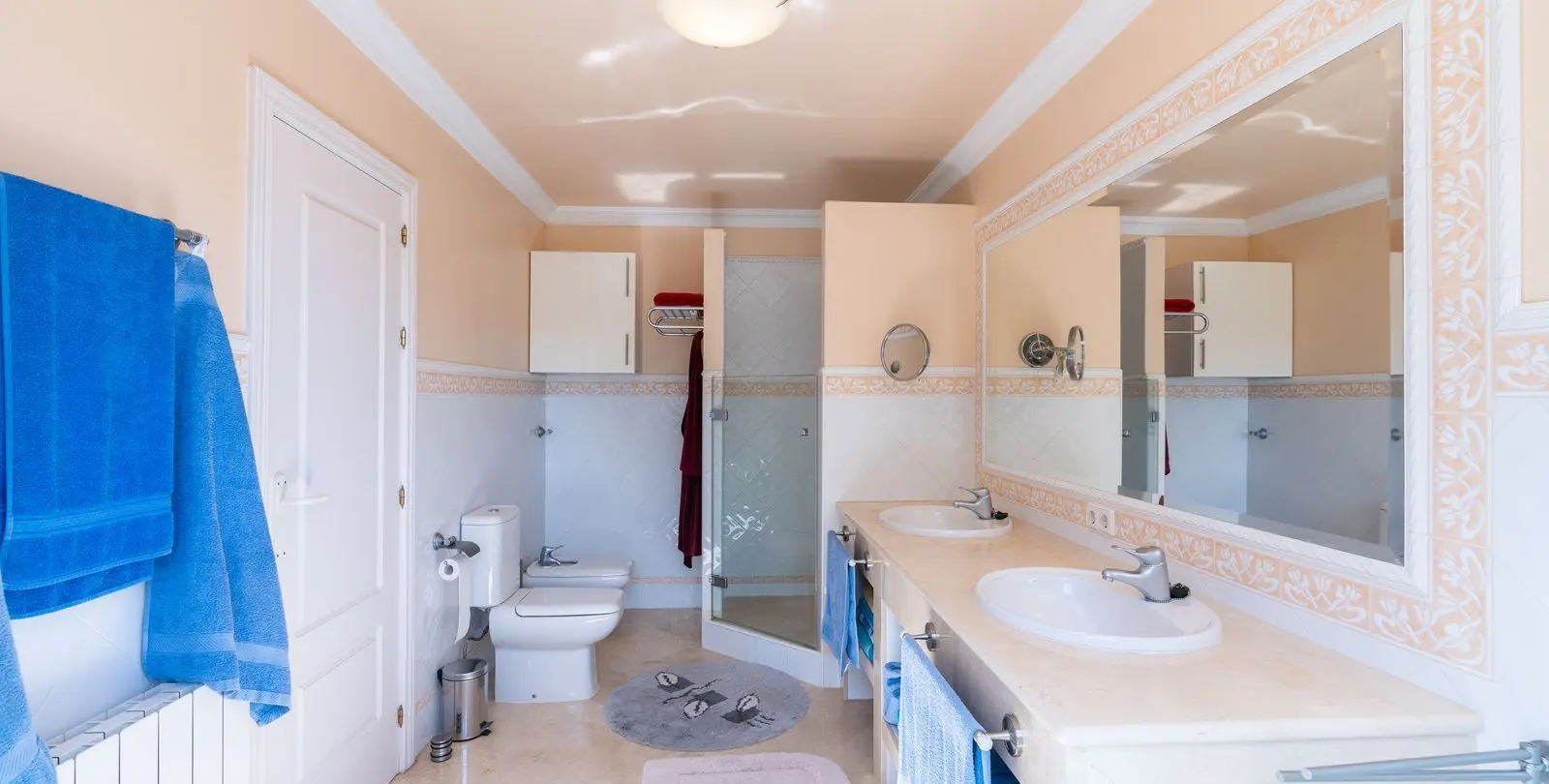 Sale of detached villa in Torrenueva 34