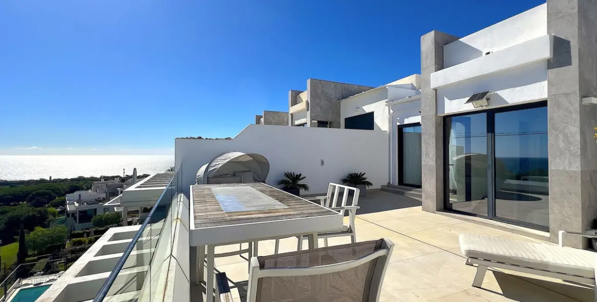 Продажа таунхауса в Artola 12