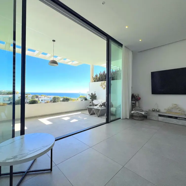 Sale of townhouse in Artola