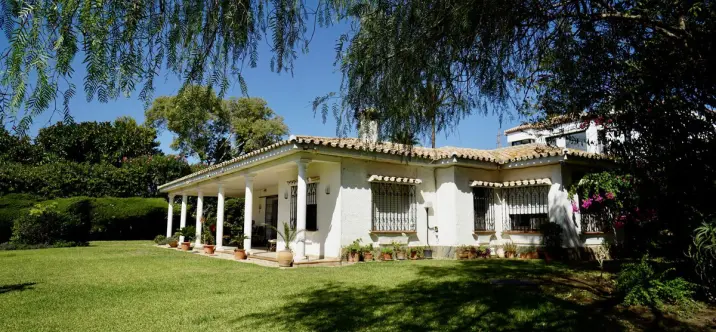 Oтдельно стоящая вилла R5083873 1