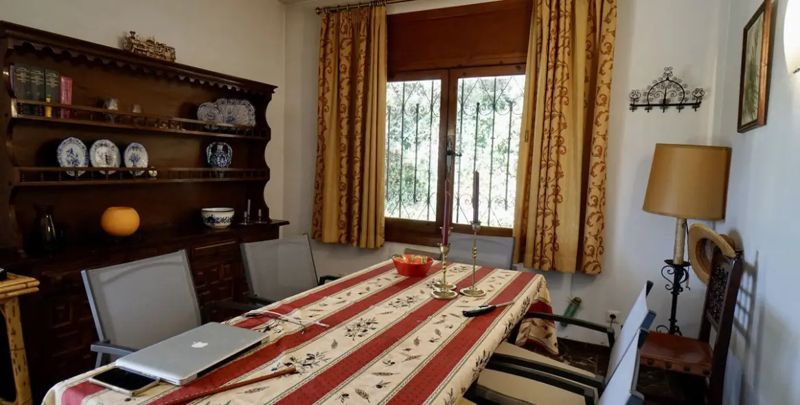 Продажа  отдельно стоящей виллы в Estepona (район El Paraiso) 9