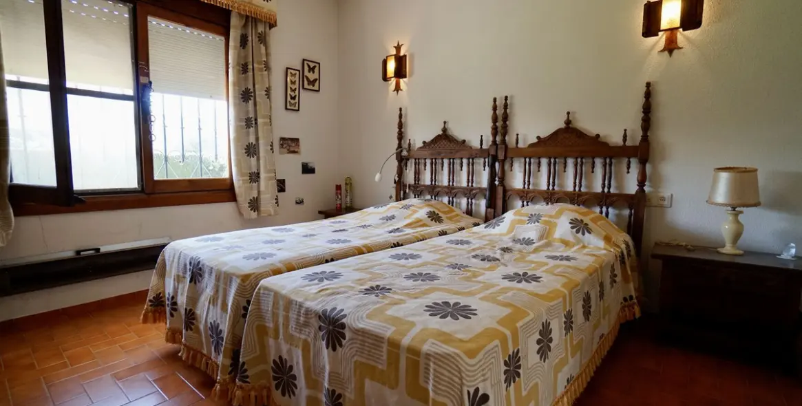 Продажа  отдельно стоящей виллы в Estepona (район El Paraiso) 14