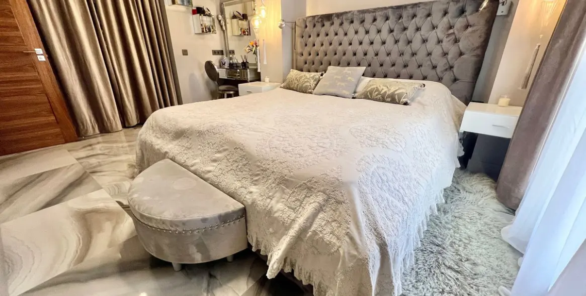 Sale of ground floor apartment in San Pedro de Alcántara 14