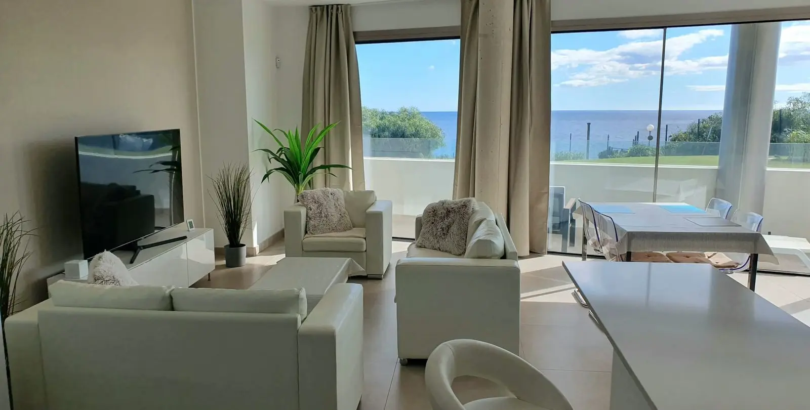 Продажа апартаментов на первом этаже в Mijas 8
