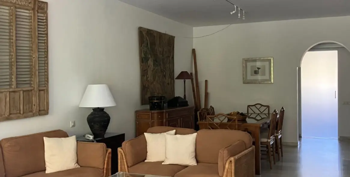 Продажа апартаментов на первом этаже в Puerto Banús 19