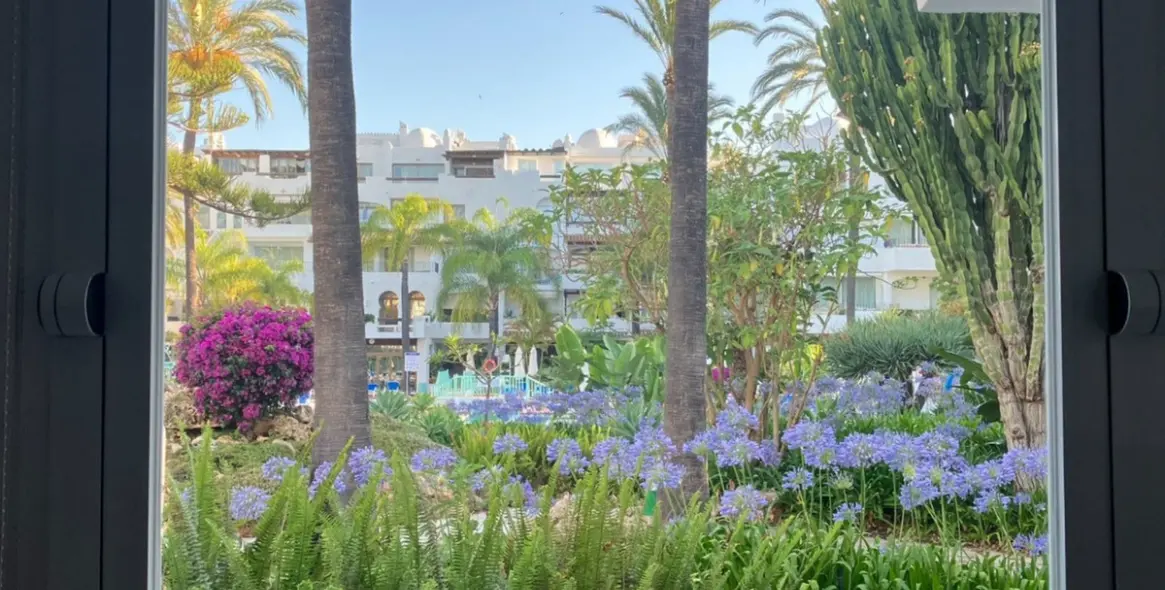 Продажа апартаментов на первом этаже в Puerto Banús 20