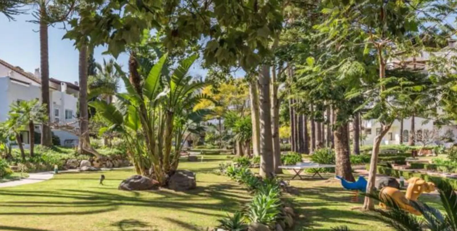 Продажа апартаментов на первом этаже в Puerto Banús 8