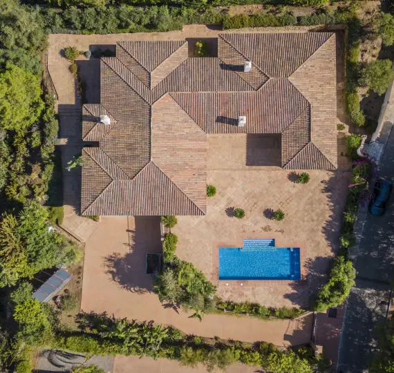 Sale of detached villa in Valtocado