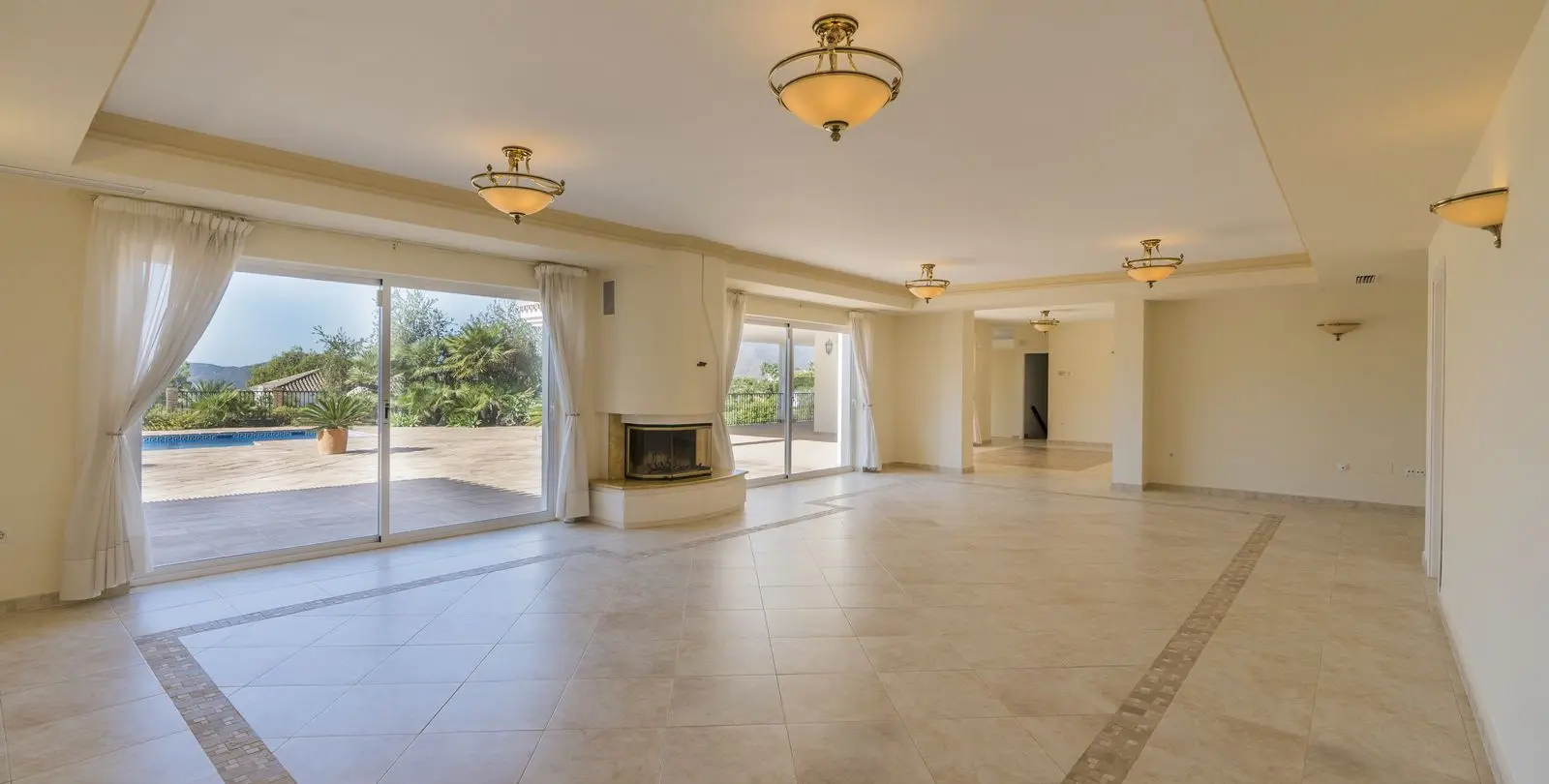 Sale of detached villa in Valtocado 20