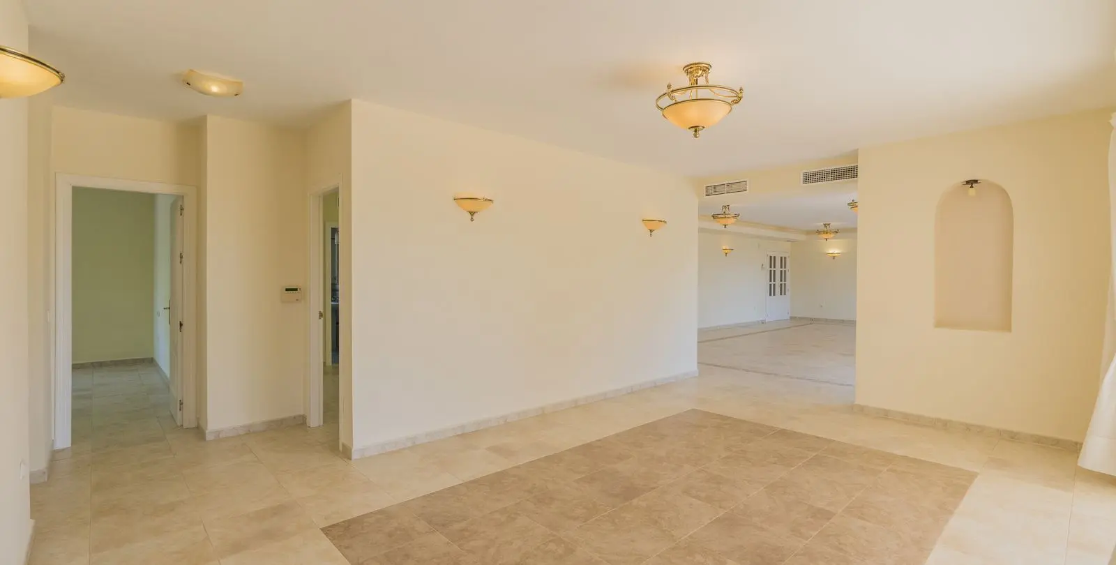 Sale of detached villa in Valtocado 22