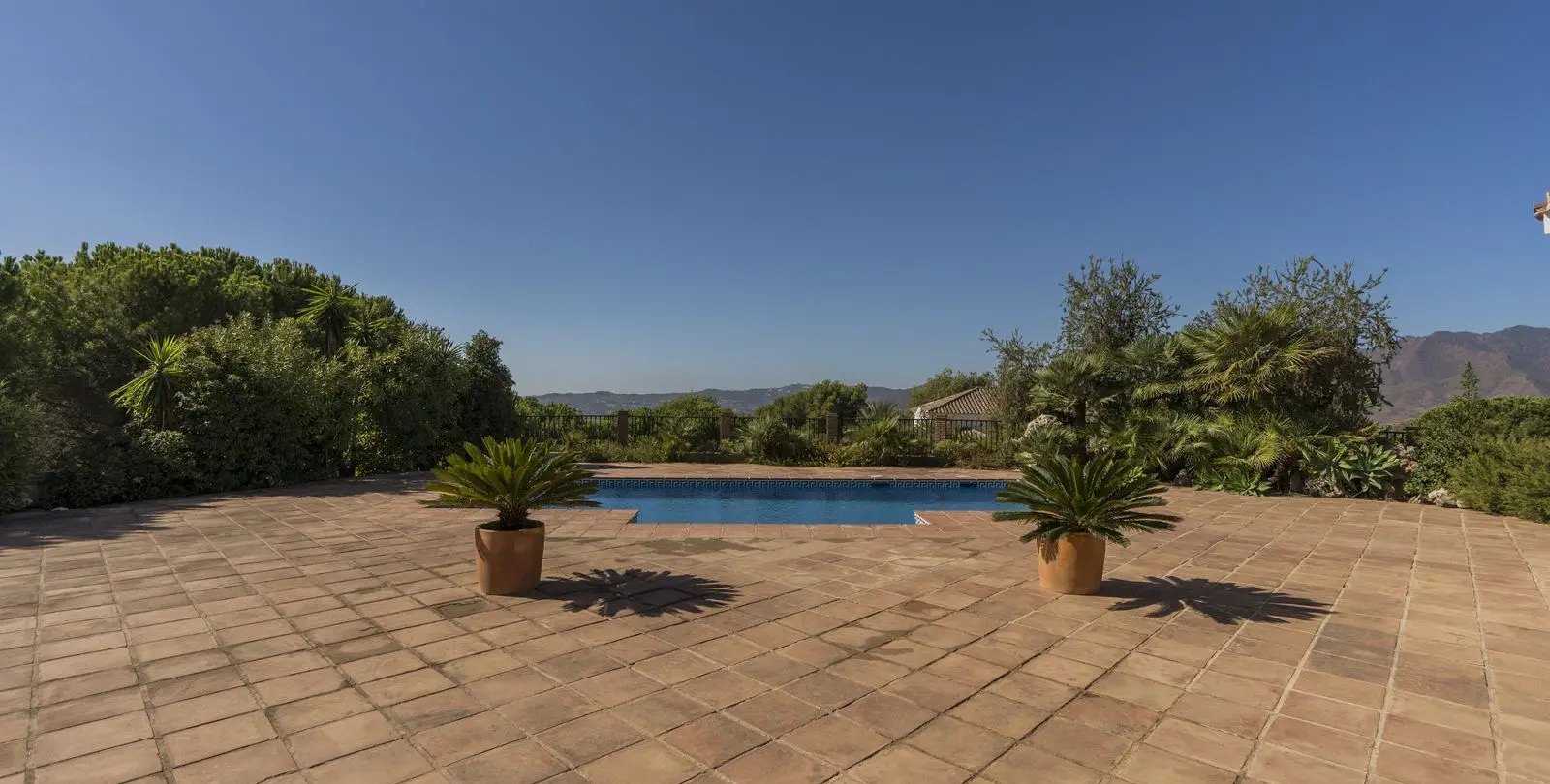 Sale of detached villa in Valtocado 49