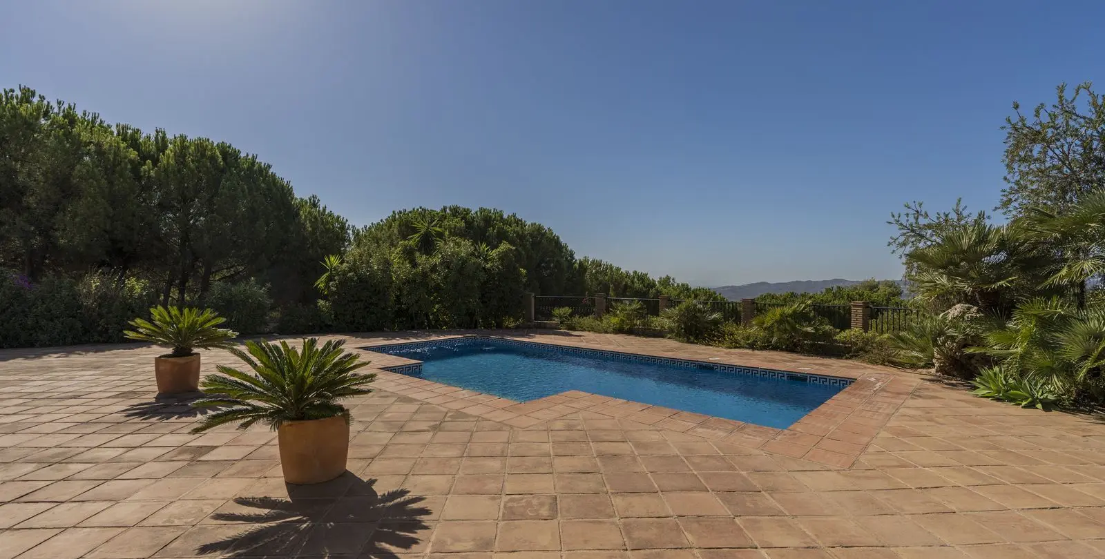 Sale of detached villa in Valtocado 50