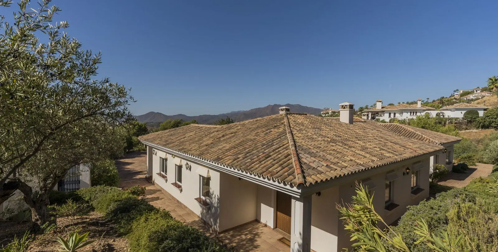 Sale of detached villa in Valtocado 55