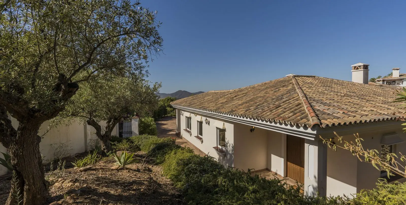 Sale of detached villa in Valtocado 56