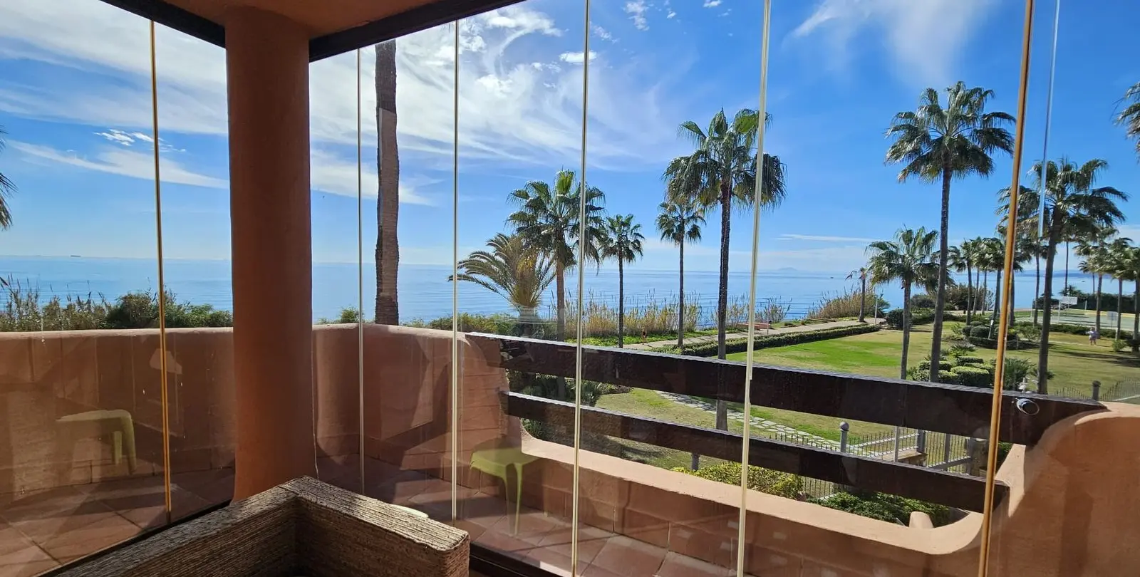 Краткосрочная аренда апартаментов на среднем этаже в Estepona 31