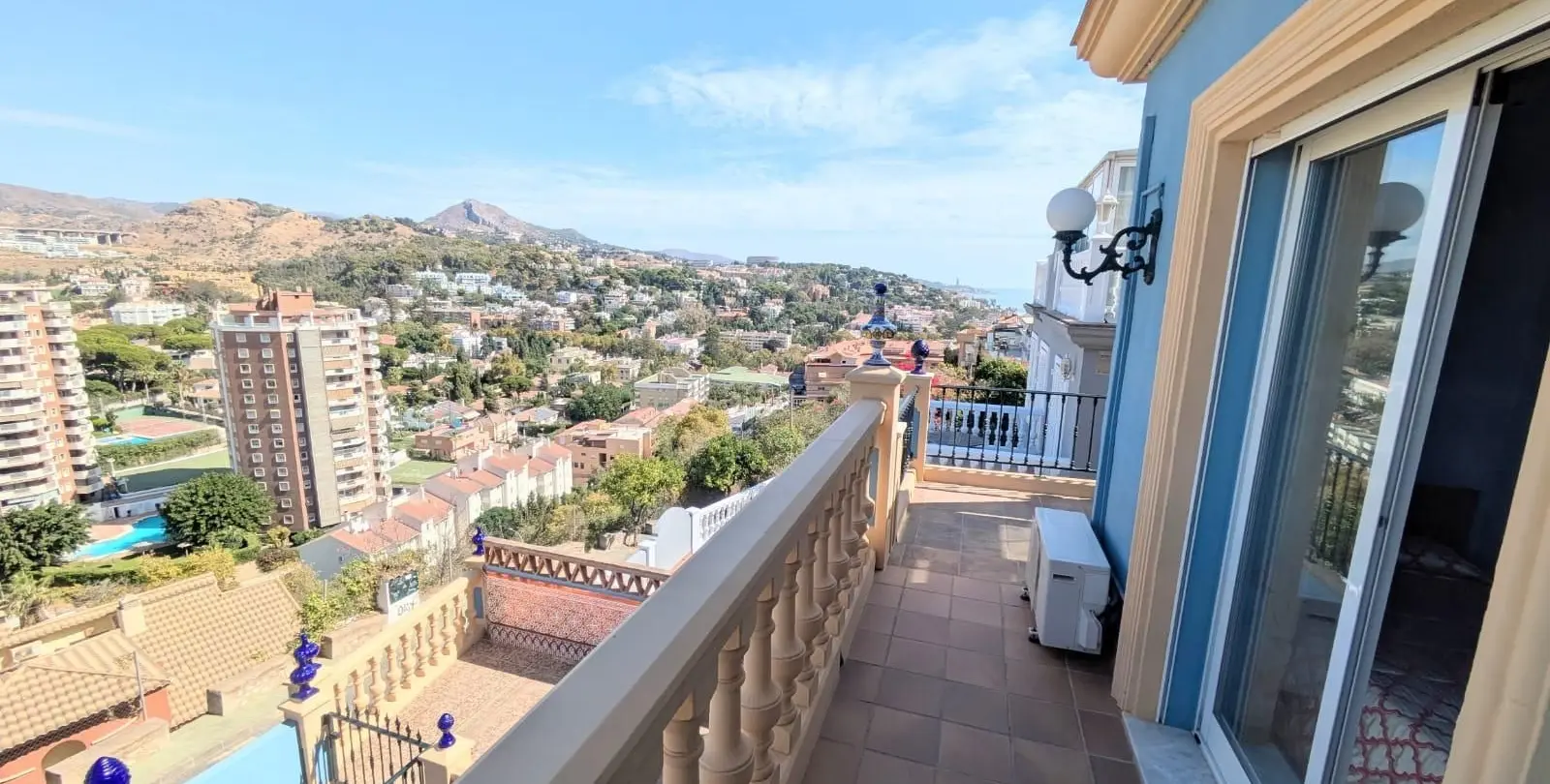 Venta de villa independiente en Málaga 28