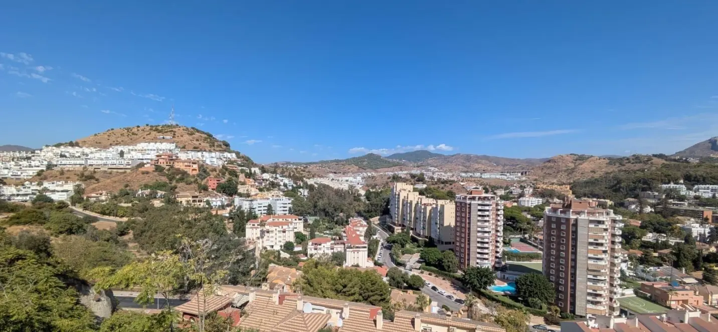 Sale of detached villa in Málaga 4