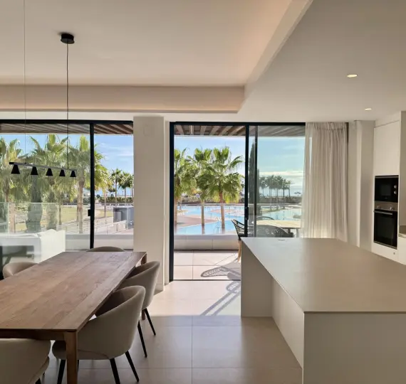 Продажа апартаментов на среднем этаже в Torremolinos