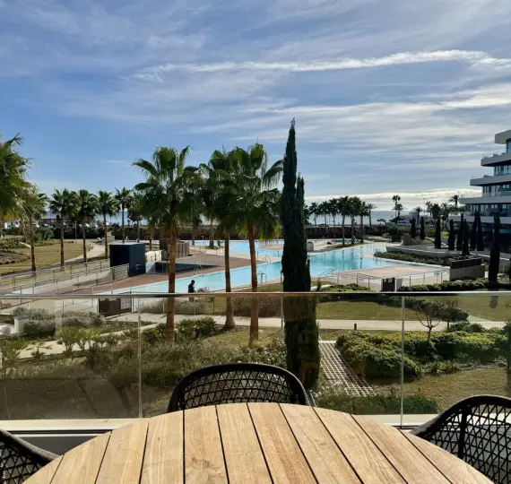 Продажа апартаментов на среднем этаже в Torremolinos