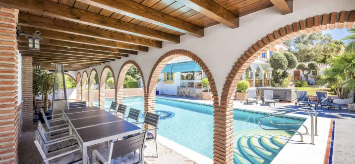 Sale of detached villa in Benalmadena Costa 2