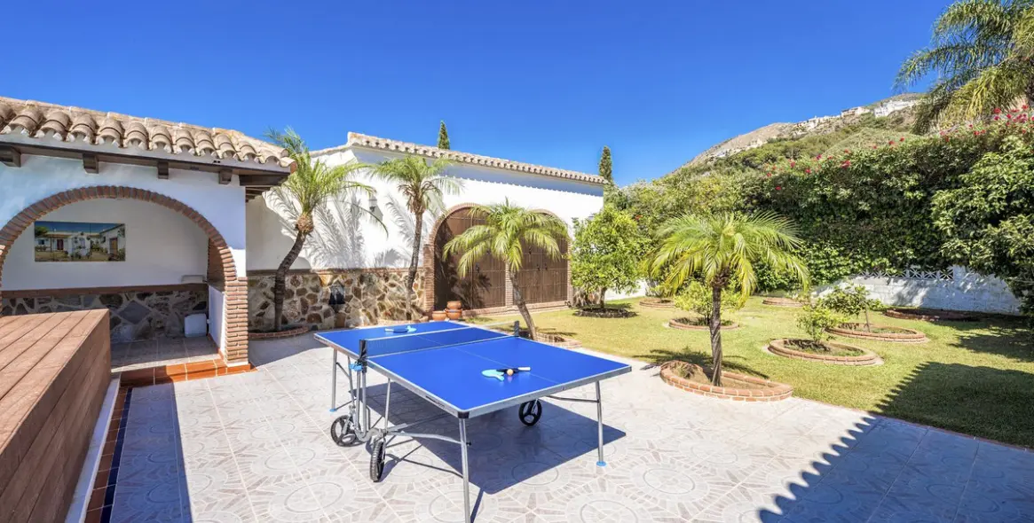 Sale of detached villa in Benalmadena Costa 5