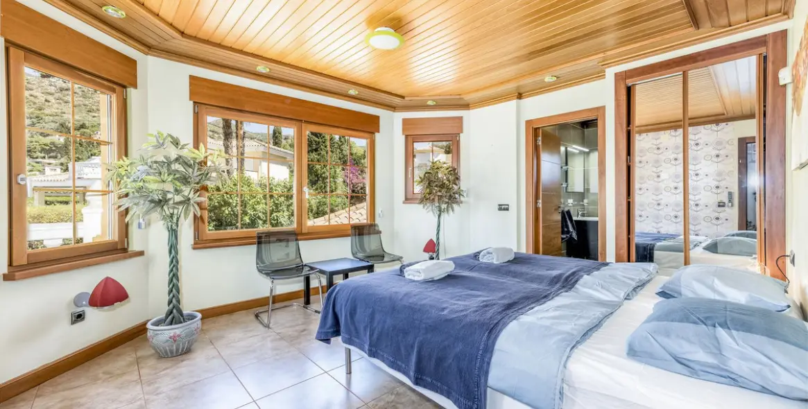 Venta de villa independiente en Benalmadena Costa 26