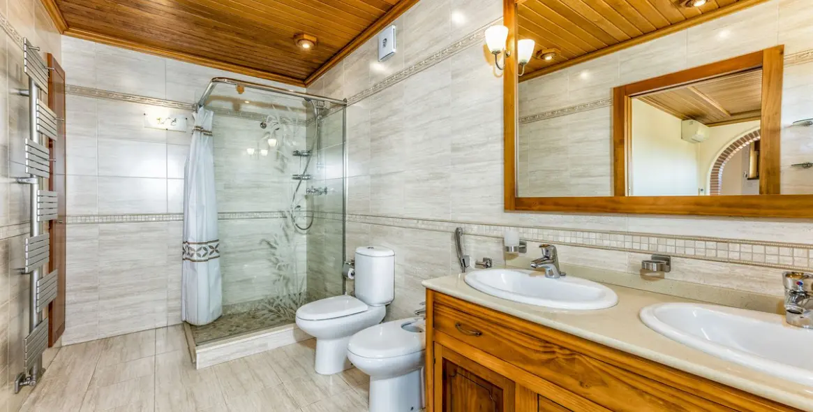 Venta de villa independiente en Benalmadena Costa 32