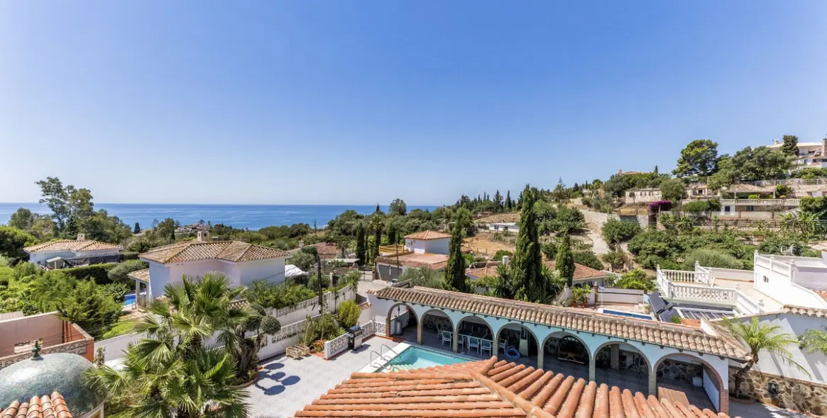 Venta de villa independiente en Benalmadena Costa 37