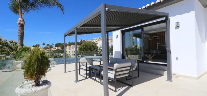 Venta de villa independiente en Riviera del Sol 1