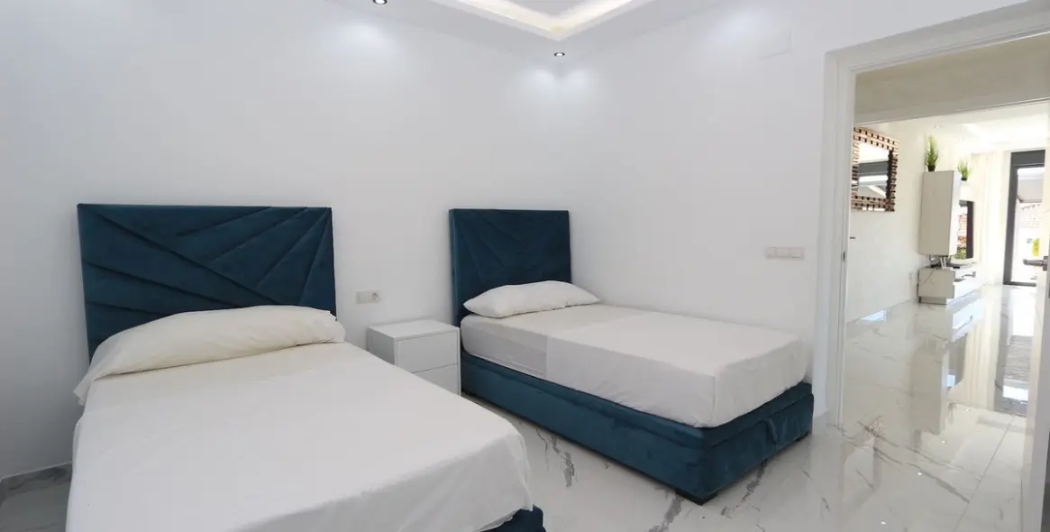 Продажа  отдельно стоящей виллы в Riviera del Sol 14