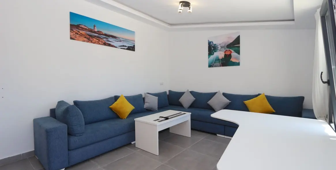 Sale of detached villa in Riviera del Sol 34