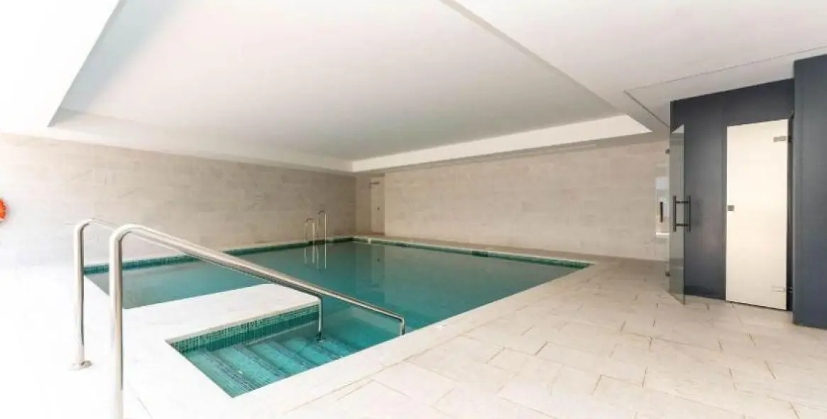 Продажа апартаментов на первом этаже в Los Alamos 5