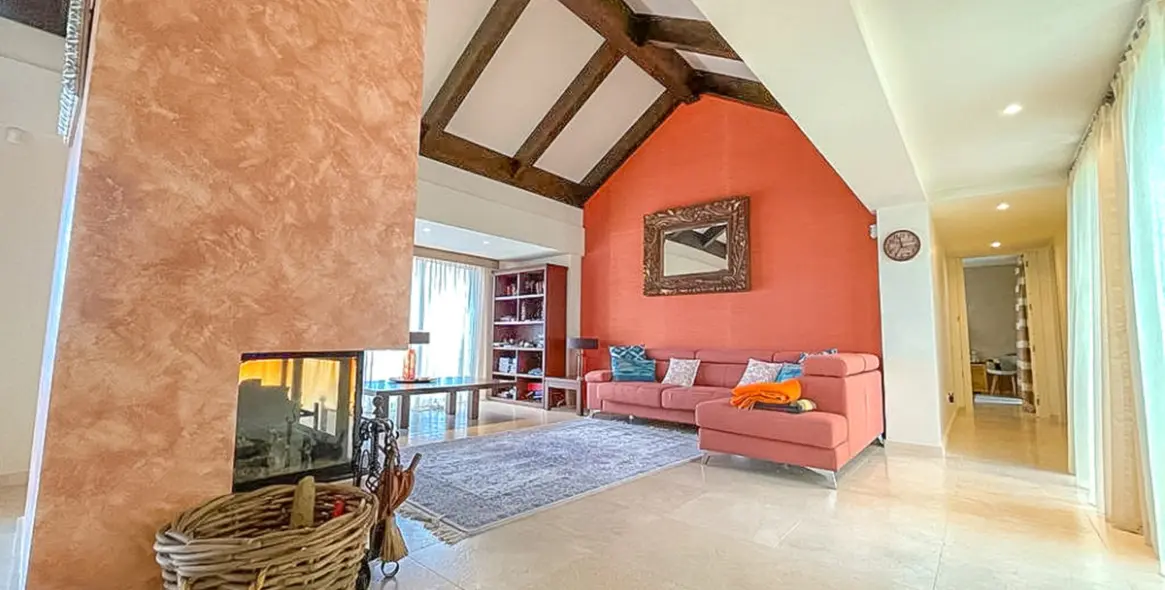 Sale of penthouse in Los Flamingos 7