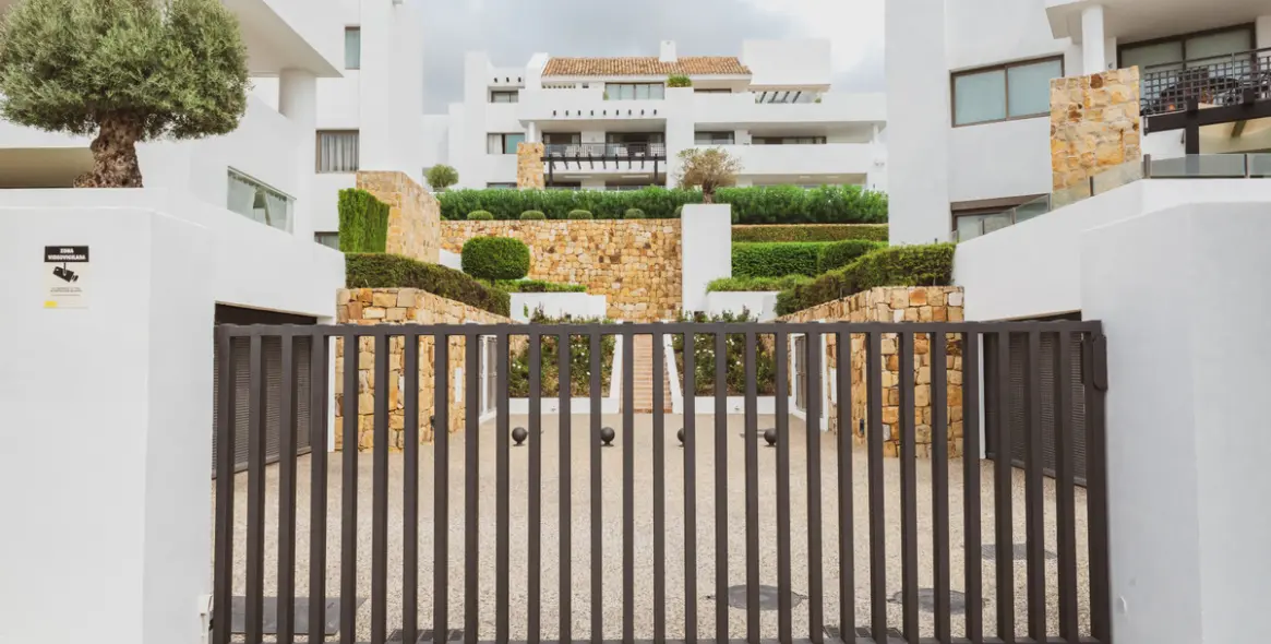 Sale of penthouse in Los Flamingos 15