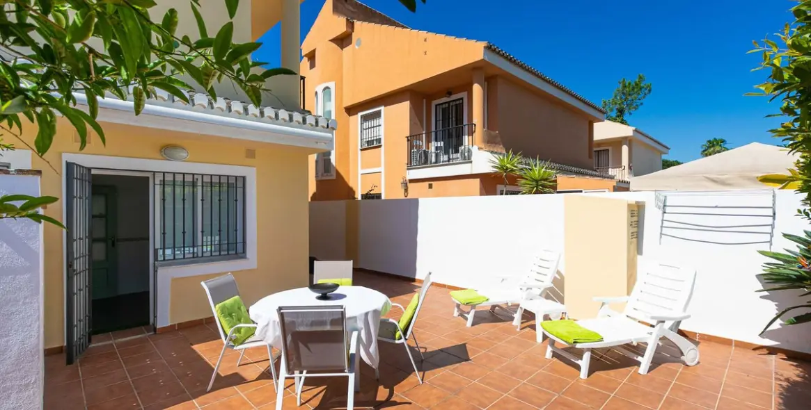 Продажа дома на две семьи в Costabella 14