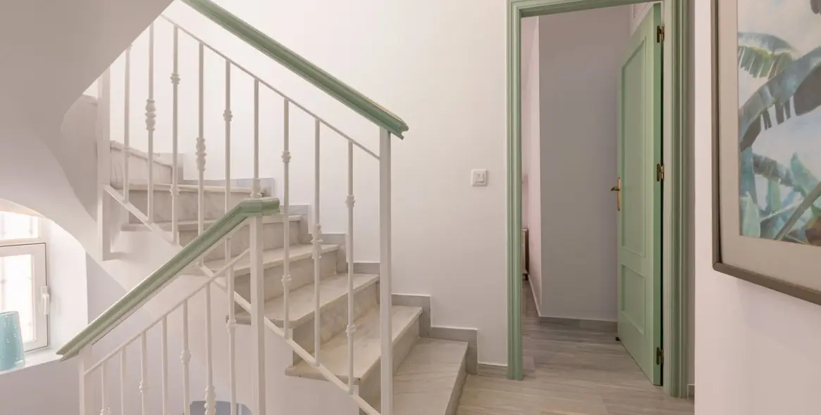 Продажа дома на две семьи в Costabella 16