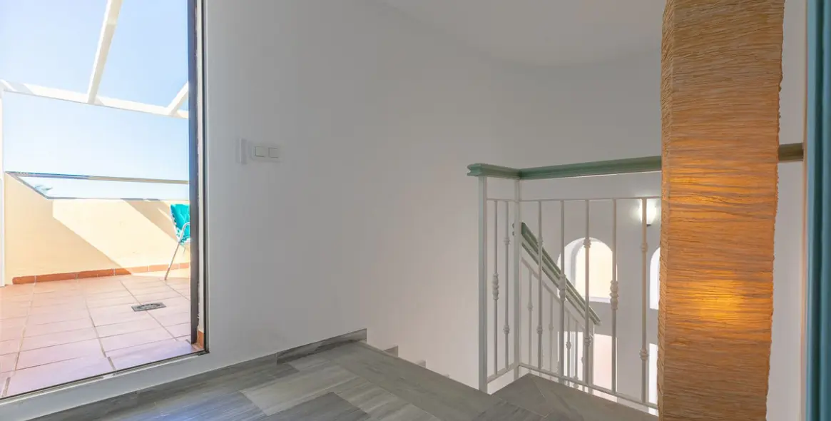 Продажа дома на две семьи в Costabella 40