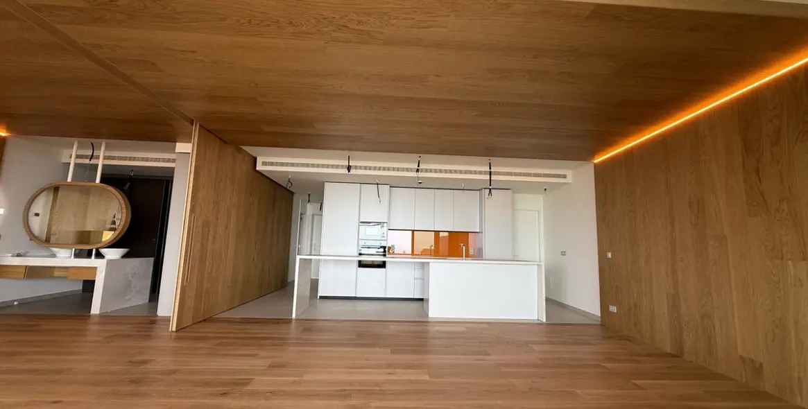 Sale of middle floor apartment in Higueron 4