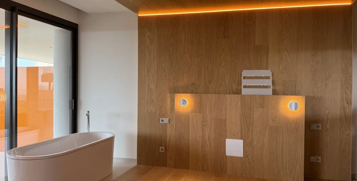 Sale of middle floor apartment in Higueron 11