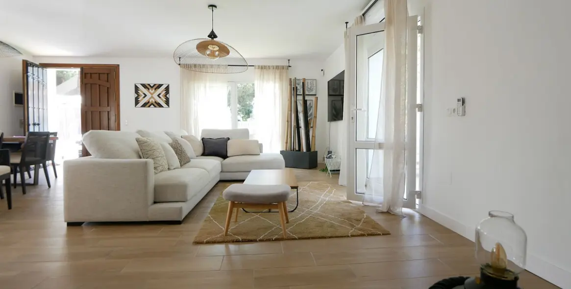 Sale of detached villa in Marbella 4