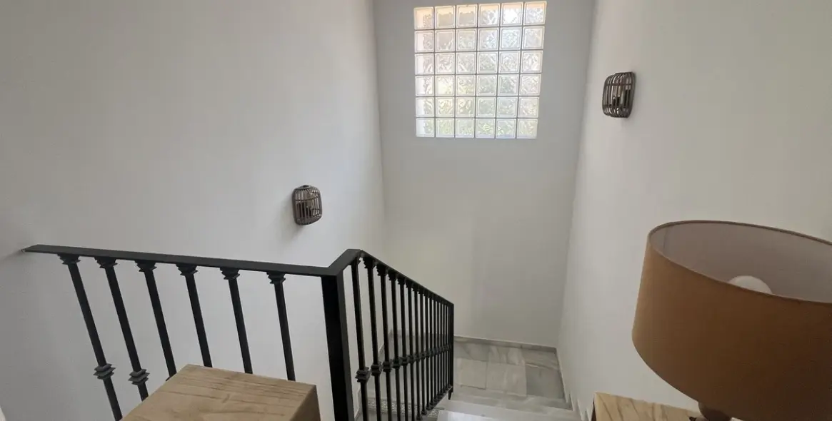 Sale of detached villa in Marbella 16