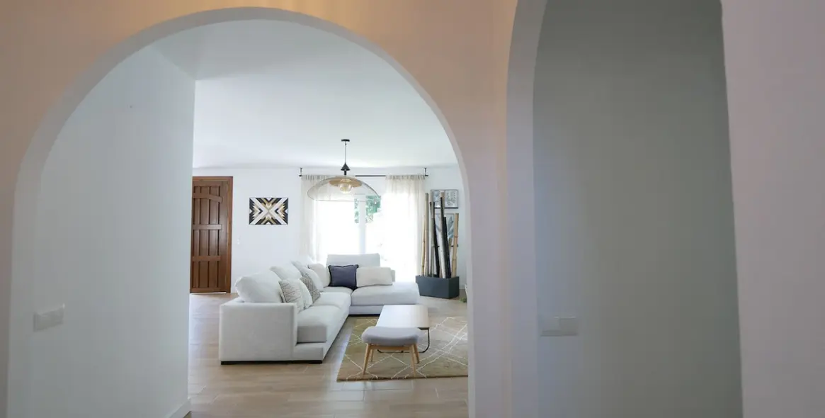 Sale of detached villa in Marbella 17