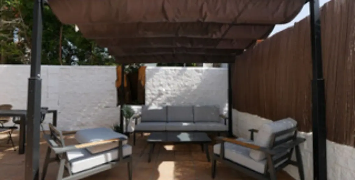 Sale of detached villa in Marbella 32