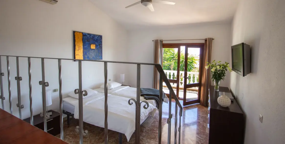 Sale of detached villa in Mijas Costa 7